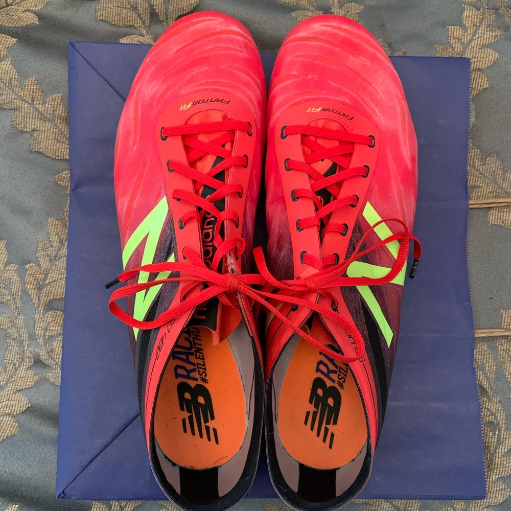 Men’s spiked track  shoes